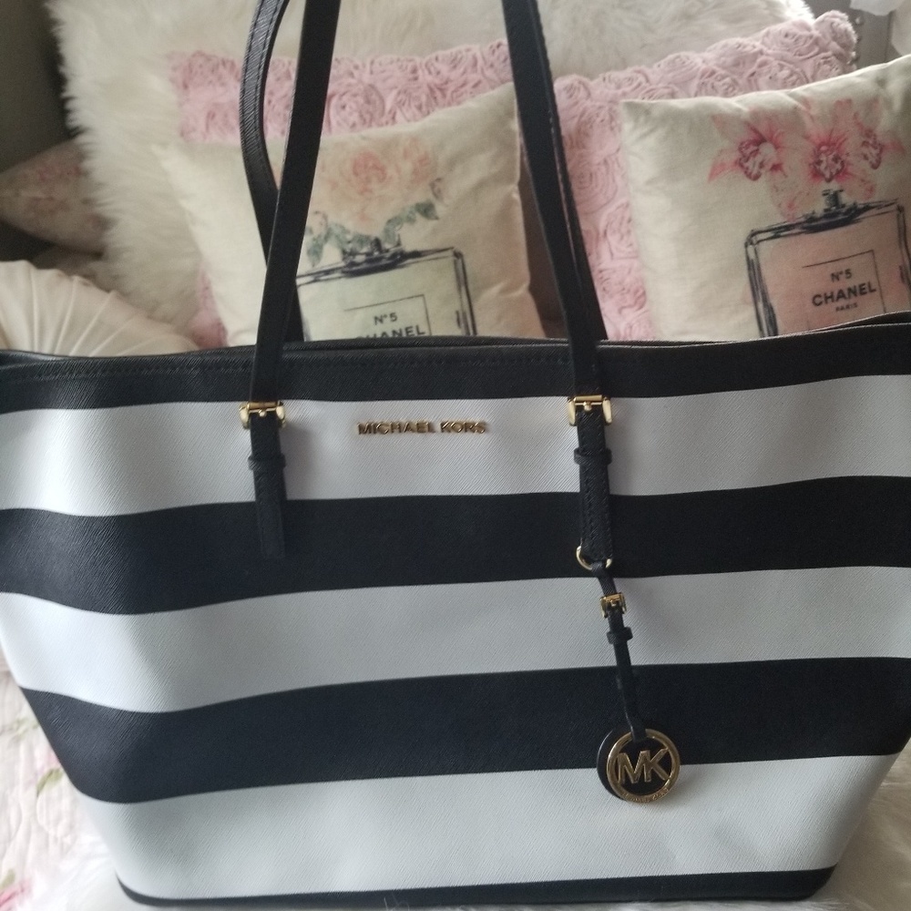 Michael Kors Tote